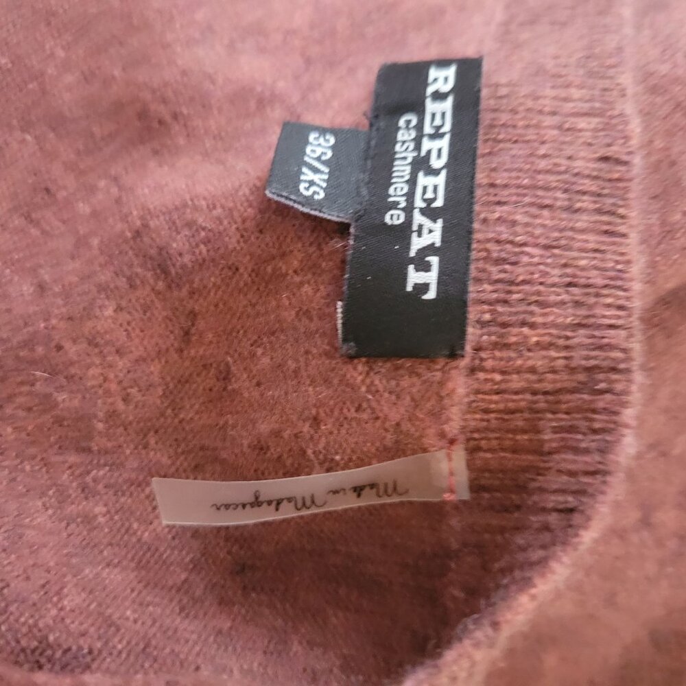 Repeat Cashmere V-Neck Sweater  XS - Picture 5 of 6